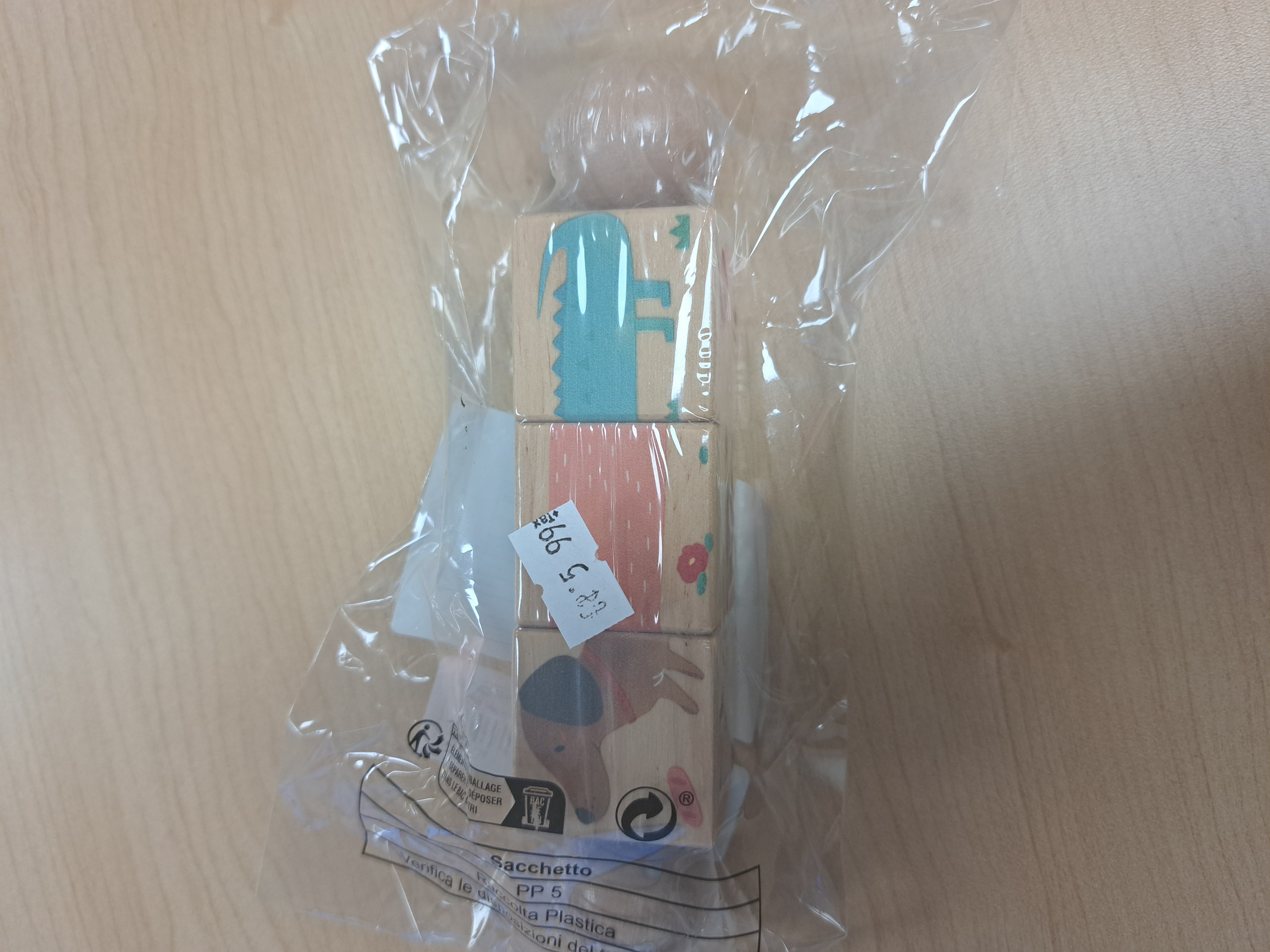 jouet pour enfant cubes en bois reliés animaux